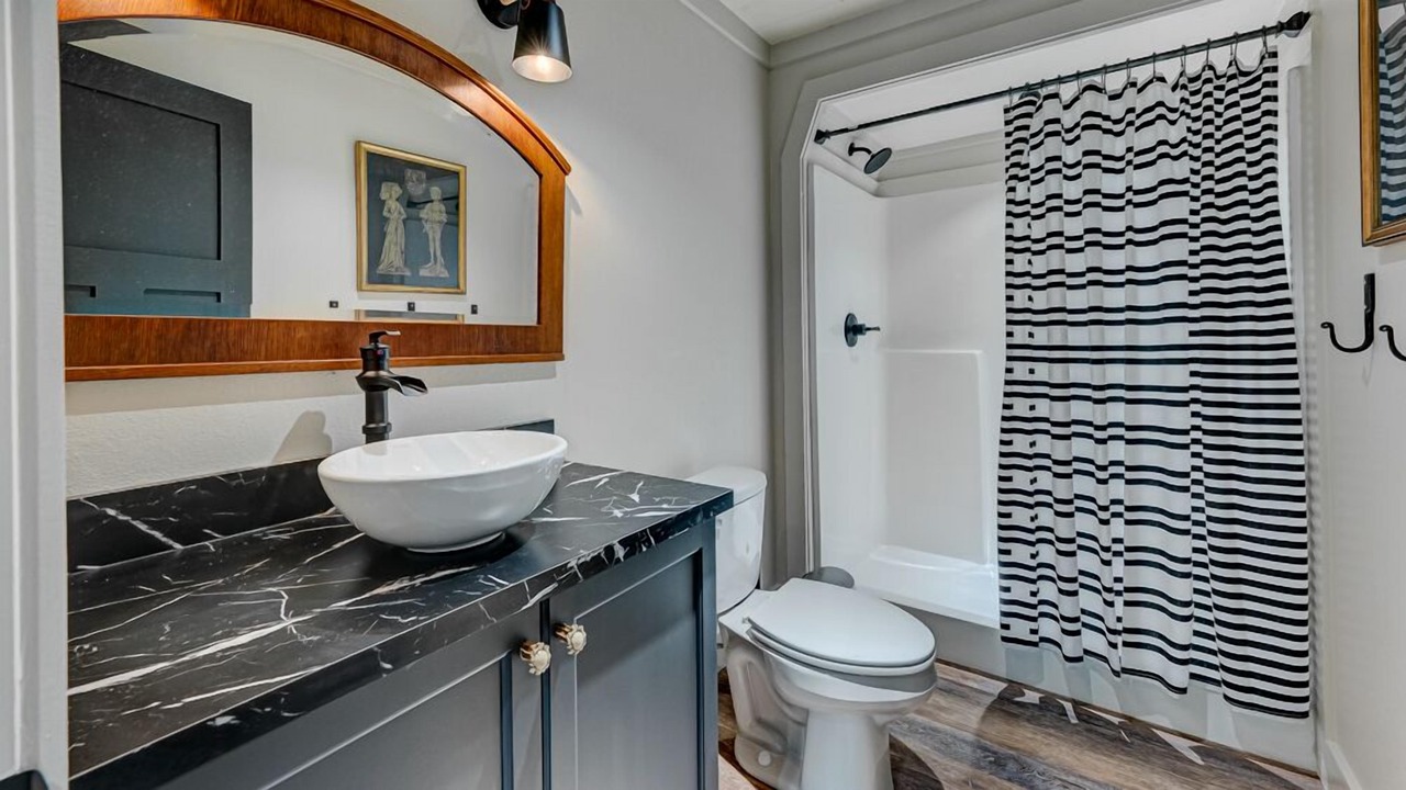 Photo of Bathroom in Cashes Valley