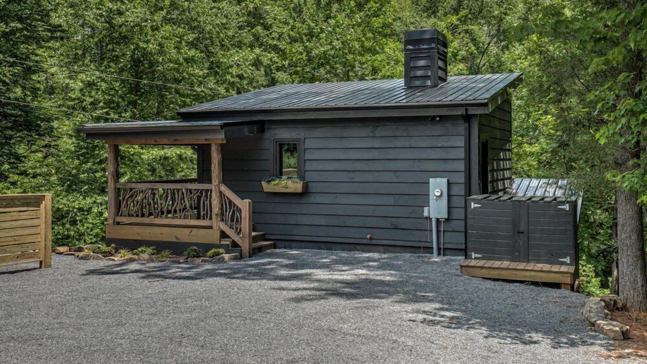 Photo of Outdoor in Cashes Valley