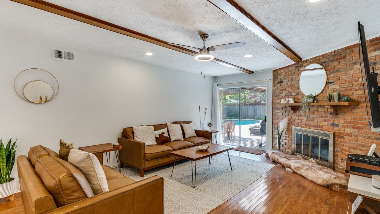 Photo of Livingroom in Lakewood