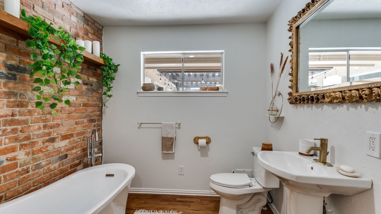 Photo of Bathroom in Lakewood