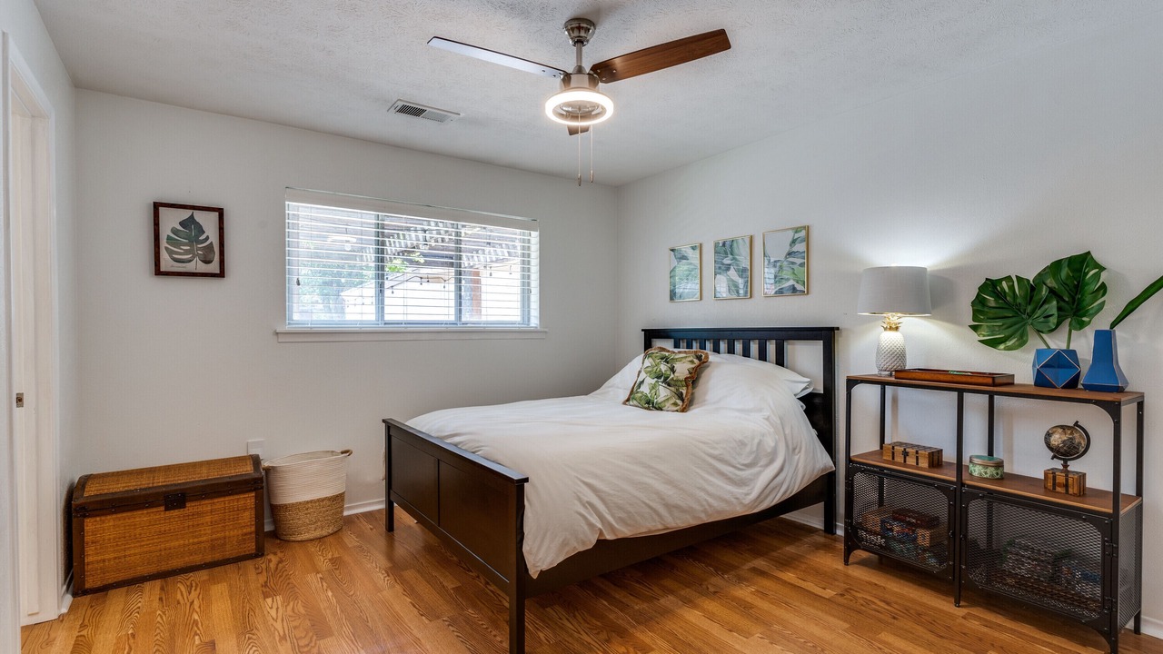 Photo of Bedroom in Lakewood