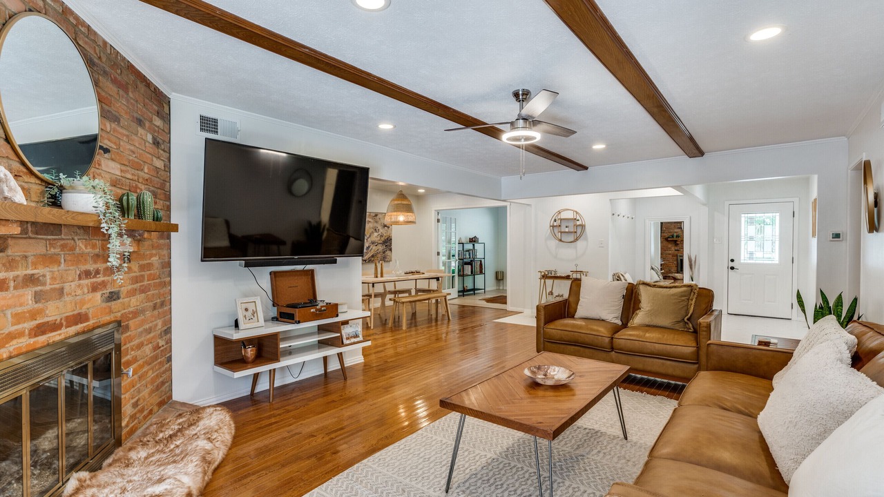 Photo of Livingroom in Lakewood