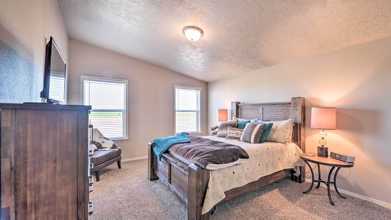 Photo of Others in Ashton