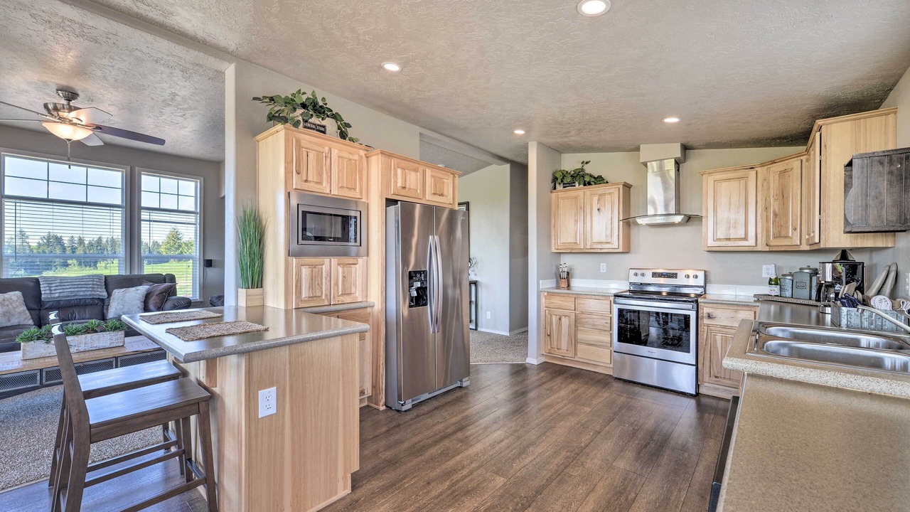 Photo of Others in Ashton