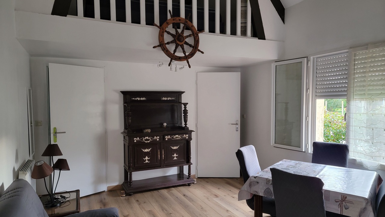 Photo of Others in Assat