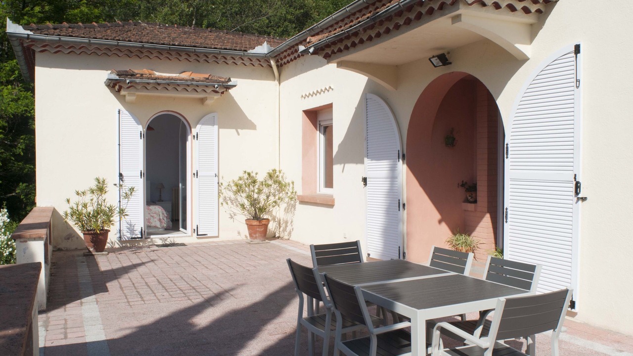 Photo of Outdoor in Meyrannes