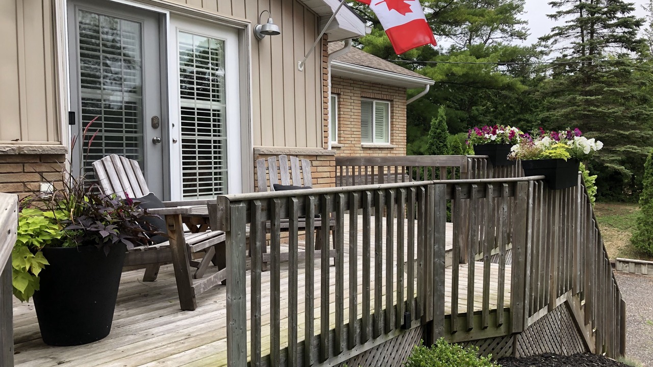 Photo of Patio Balcony in Lambton Shores