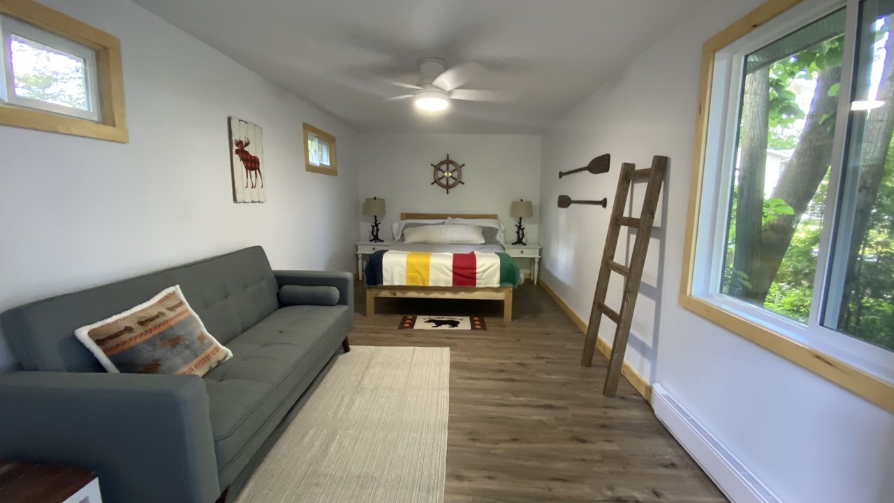 Photo of Bedroom in Bracebridge