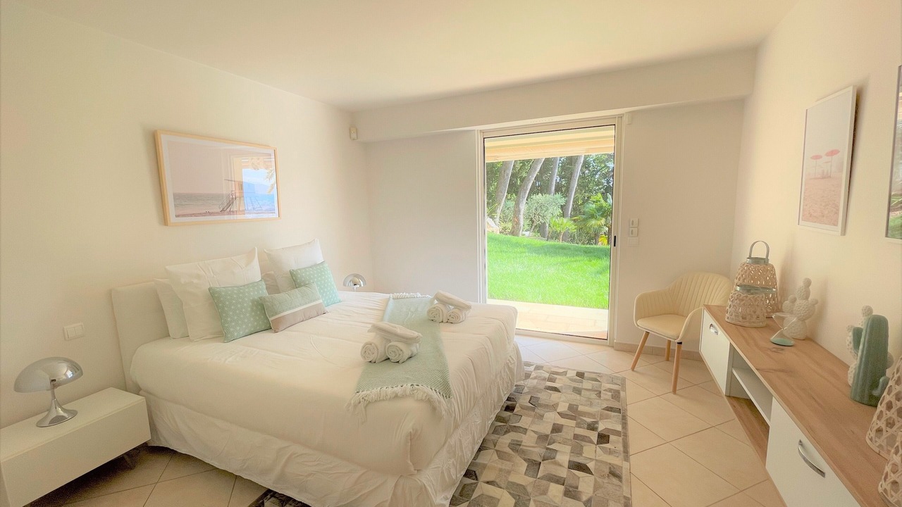 Photo of Bedroom in Le Cannet