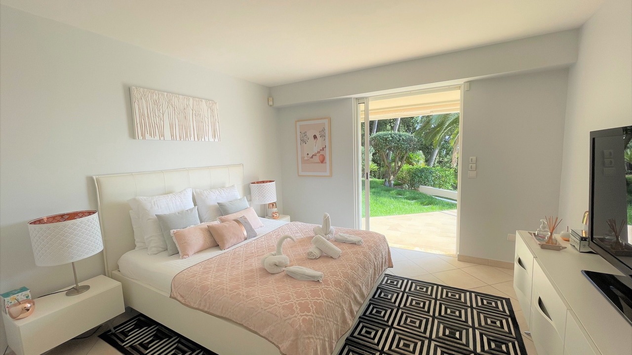 Photo of Bedroom in Le Cannet