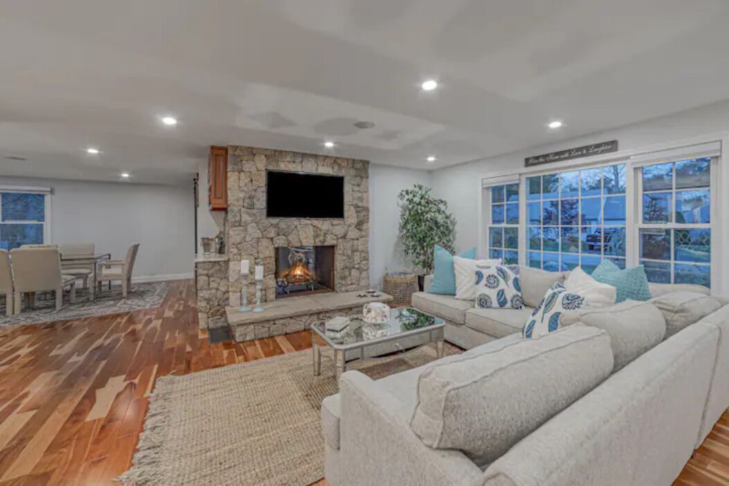 Photo of Livingroom in Centerville