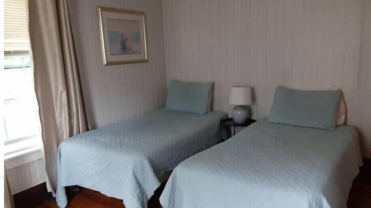Photo of Bedroom in Beverly