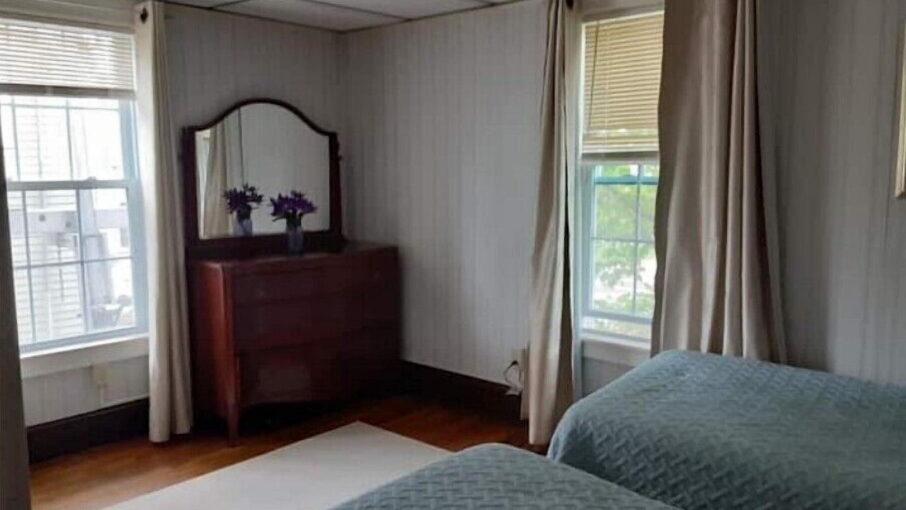 Photo of Bedroom in Beverly