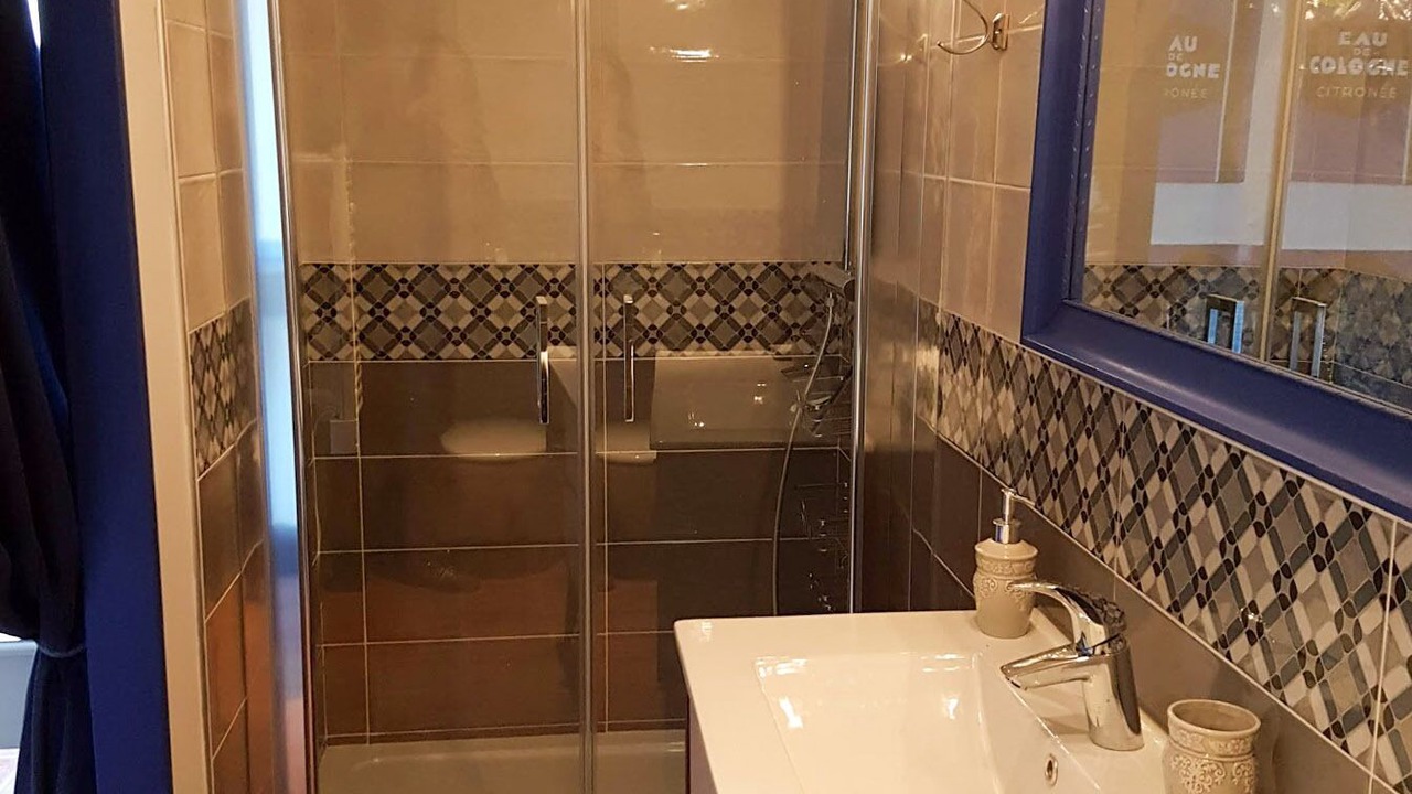 Photo of Bathroom in La Cadiere-et-Cambo