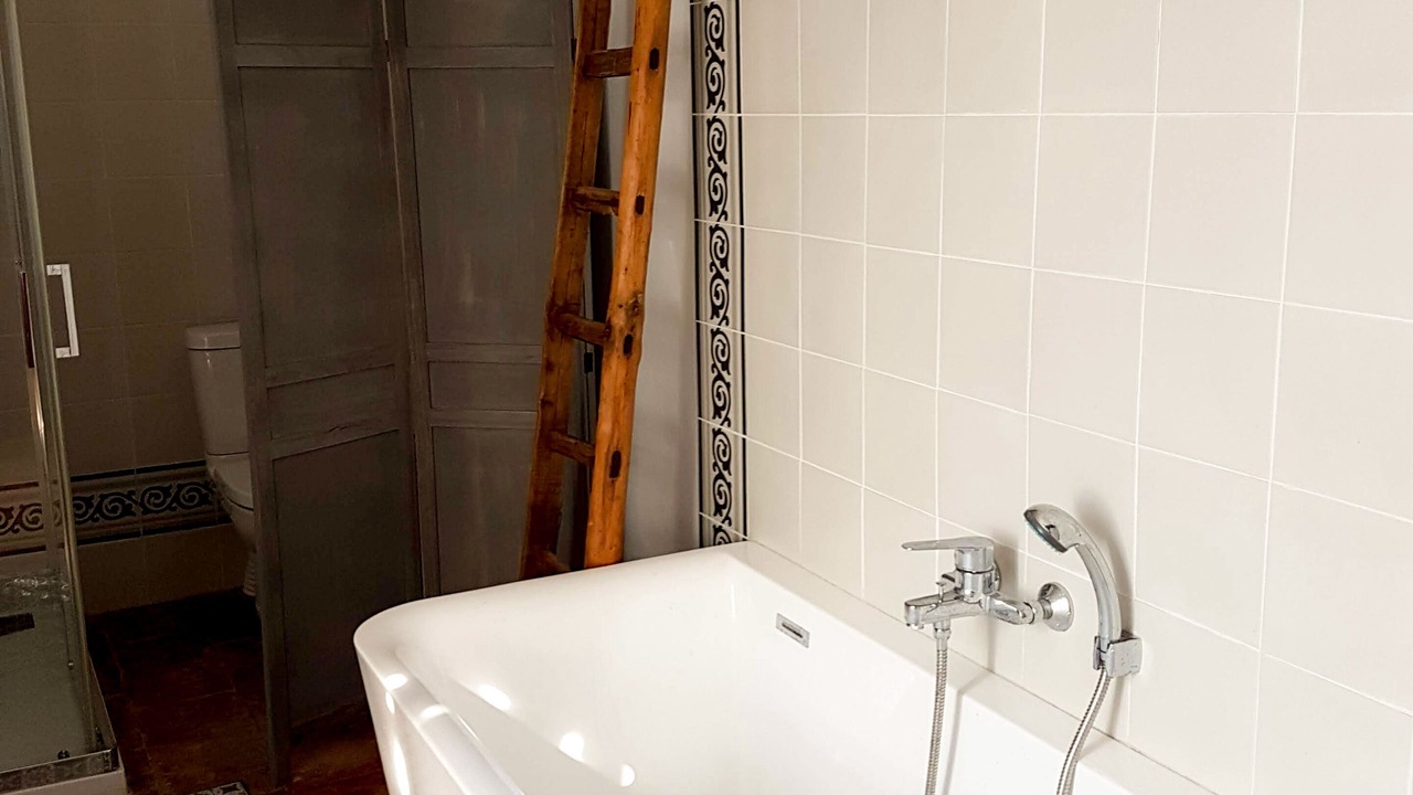 Photo of Bathroom in La Cadiere-et-Cambo