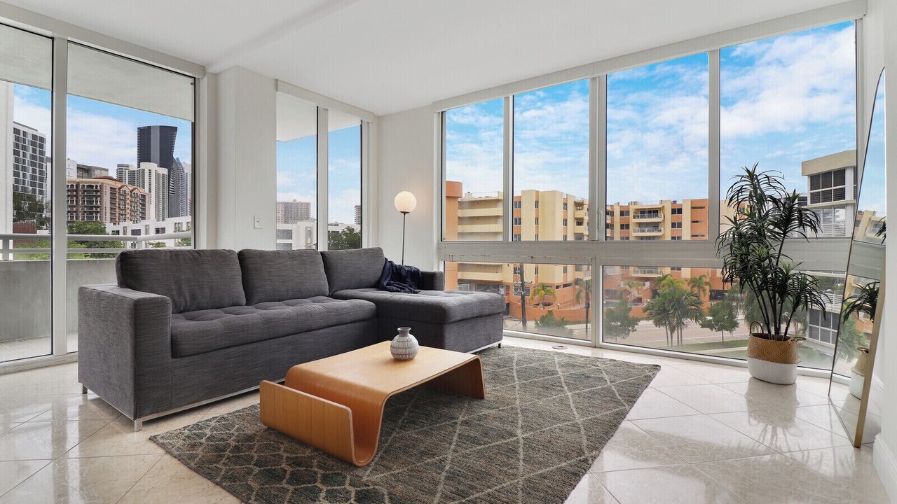Photo of Livingroom in Sunny Isles Beach