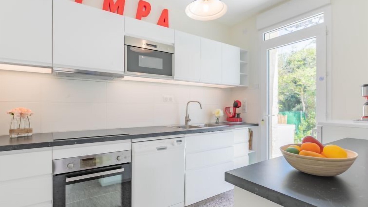 Photo of Bedroom in Saint-Palais-sur-Mer