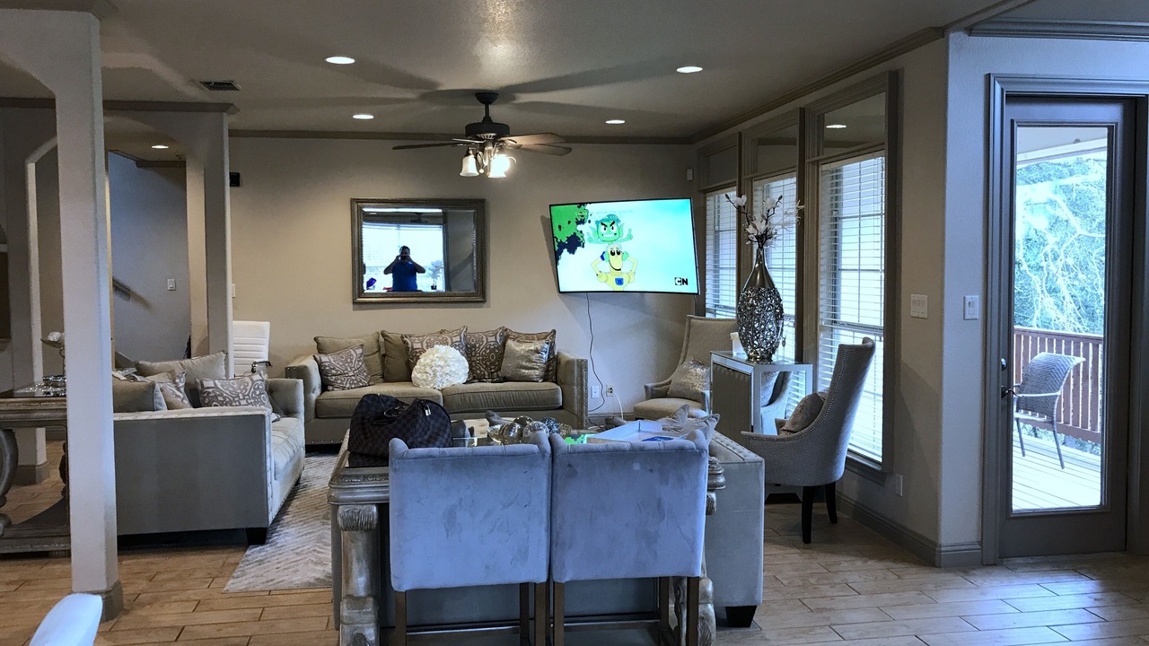 Photo of Livingroom in North San Antonio - SAT