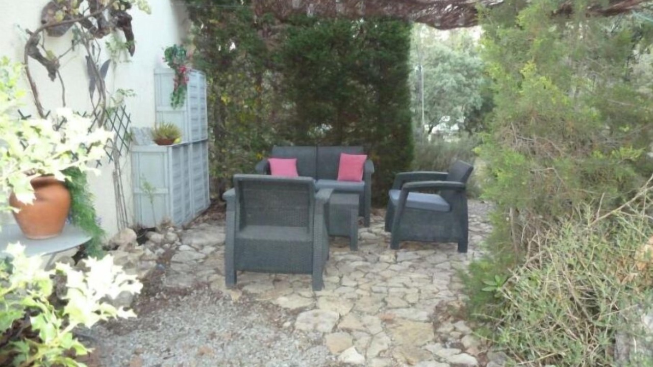 Photo of Patio Balcony in Vacquieres