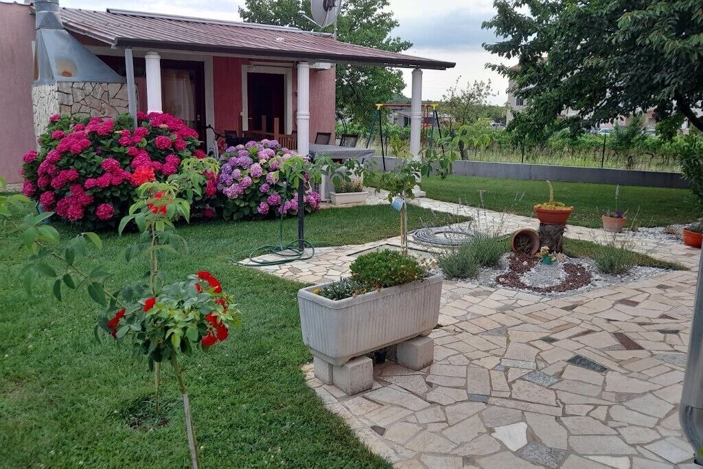 Photo of Outdoor in Vrvari