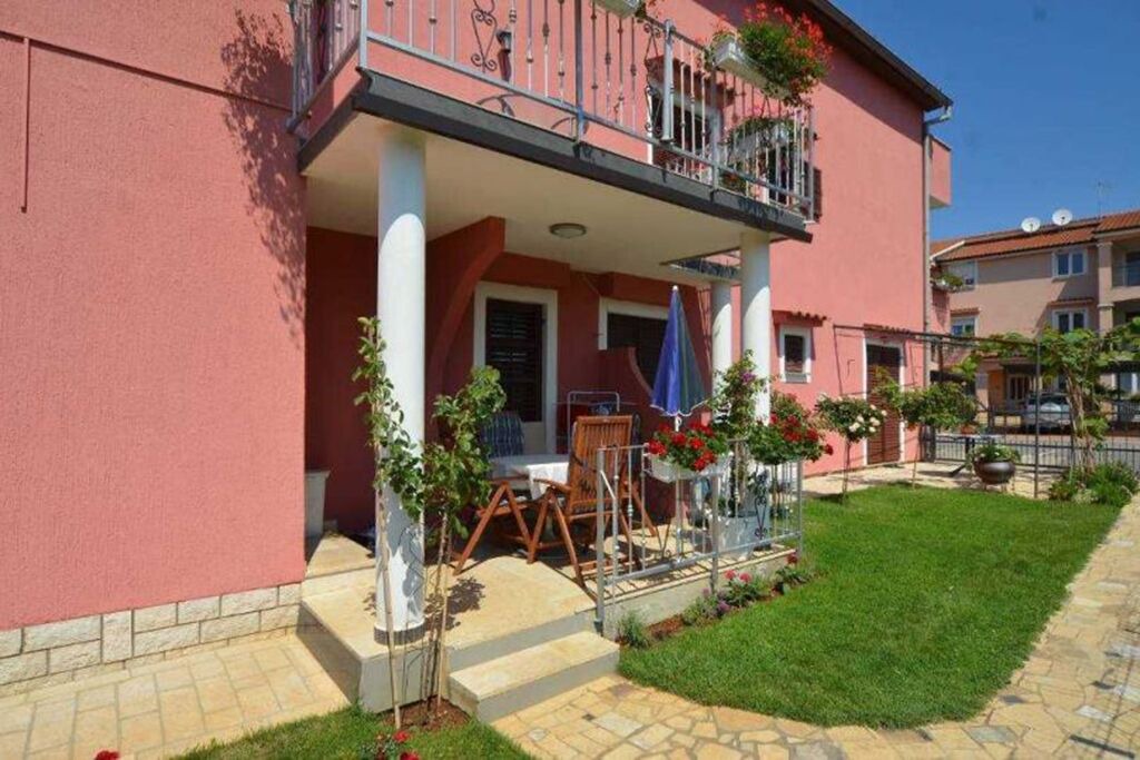 Photo of Outdoor in Vrvari