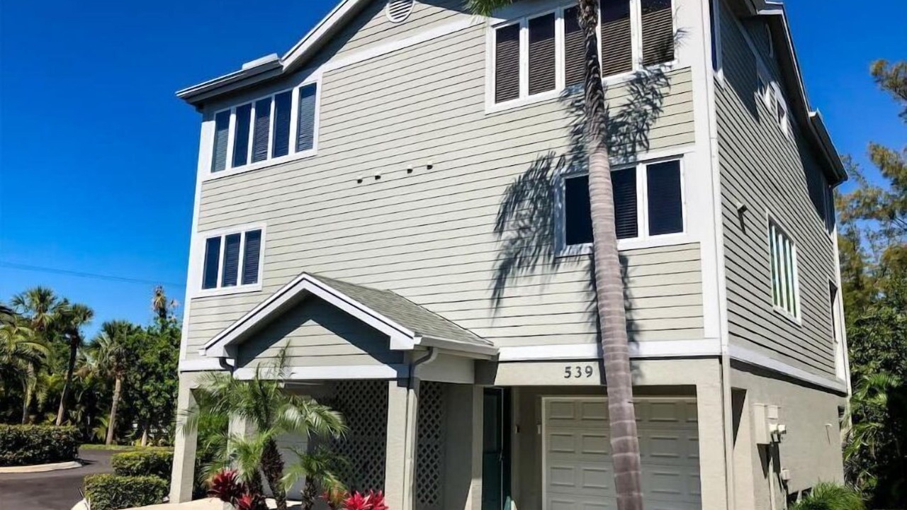 Photo of Others in Whitney Beach