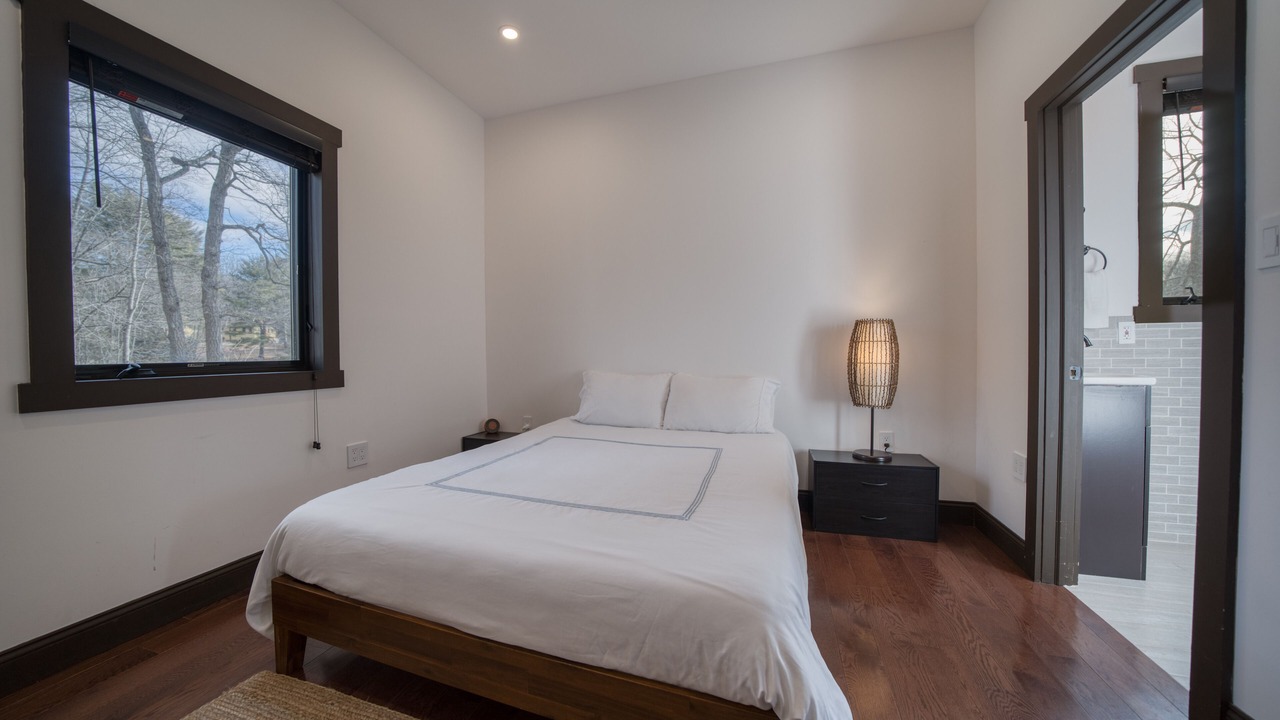 Photo of Bedroom in Oak Hill