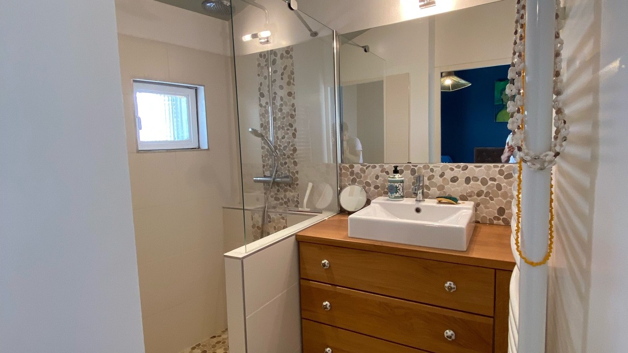 Photo of Bathroom in Castelnau-le-Lez