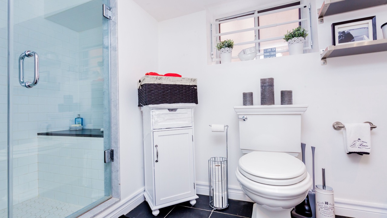 Photo of Bathroom in Bickford Park