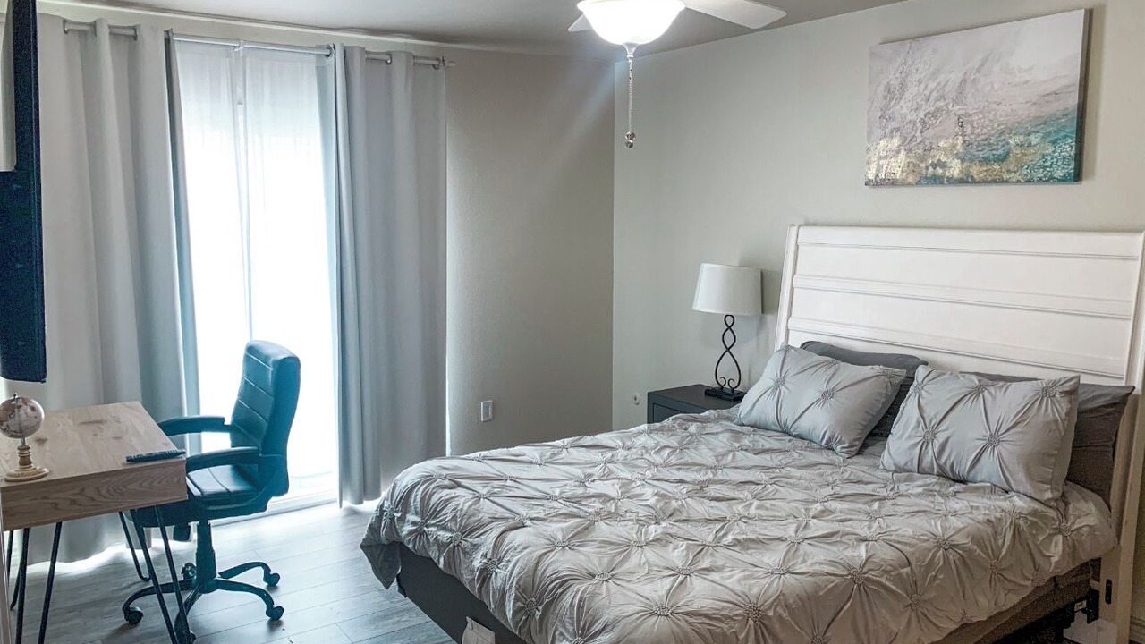 Photo of Bedroom in Far North Dallas