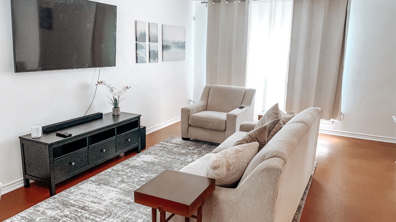 Photo of Livingroom in Far North Dallas