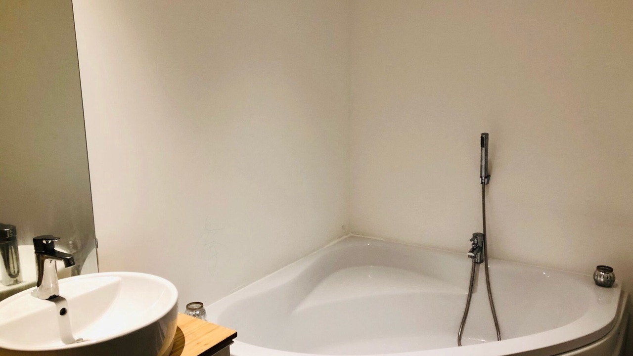 Photo of Bathroom in Durban-Corbieres