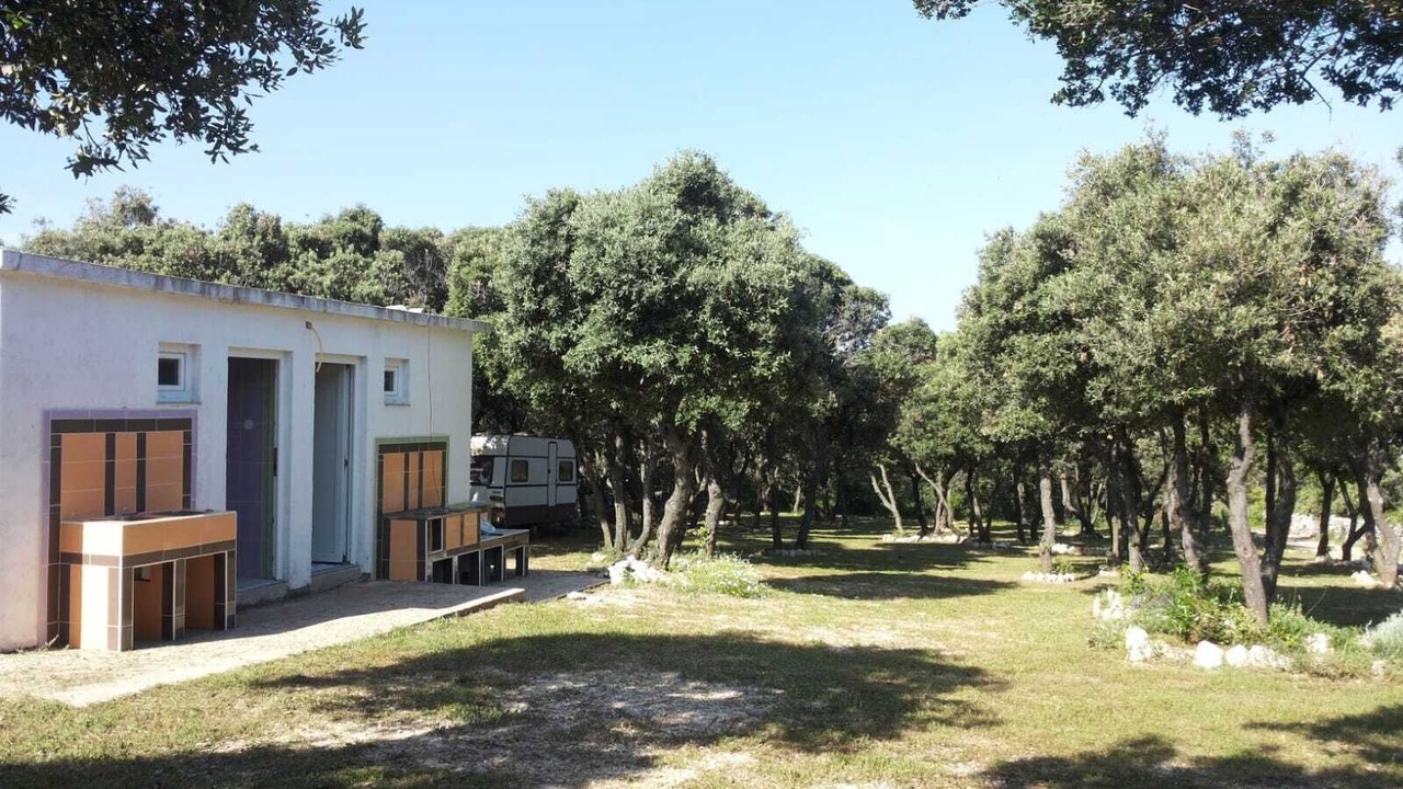 Photo of Outdoor in Mandre