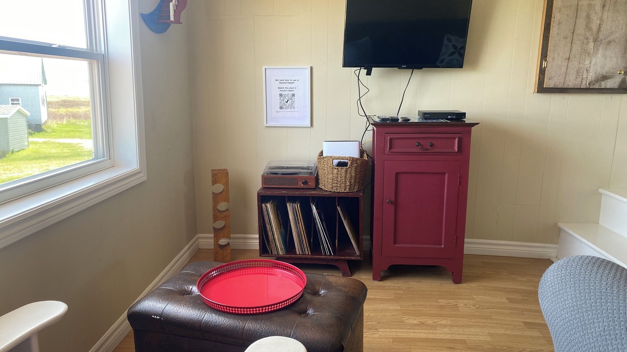 Photo of Livingroom in Charlos Cove