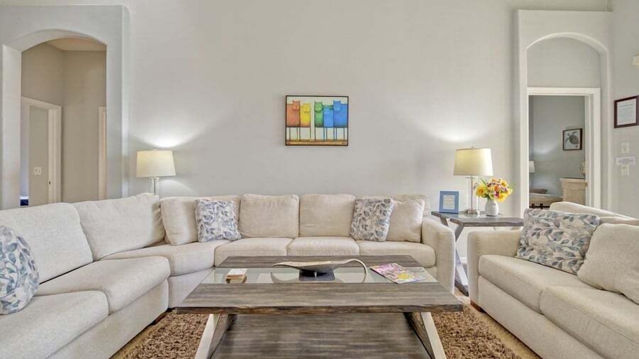 Photo of Livingroom in Tuscan Hills