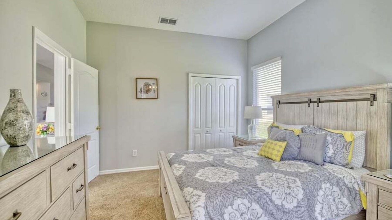Photo of Bedroom in Tuscan Hills