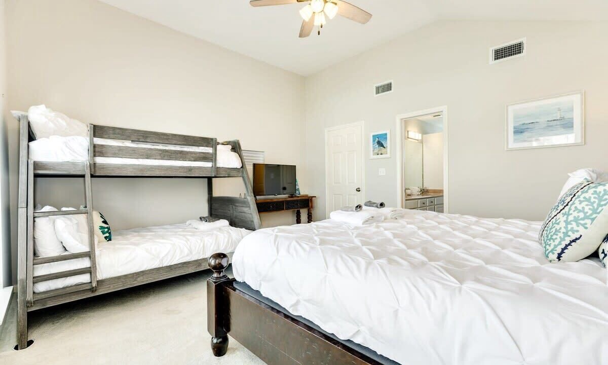 Photo of Bedroom in Isla Del Sol