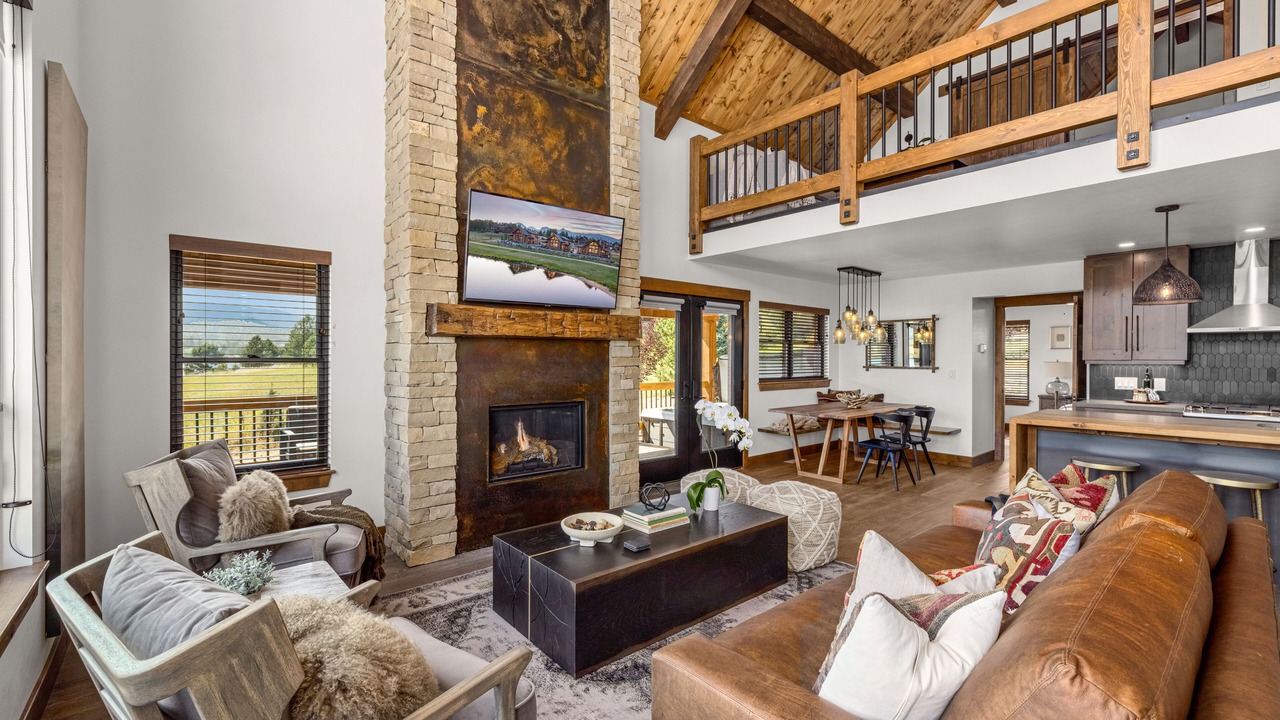 Photo of Livingroom in Estes Park