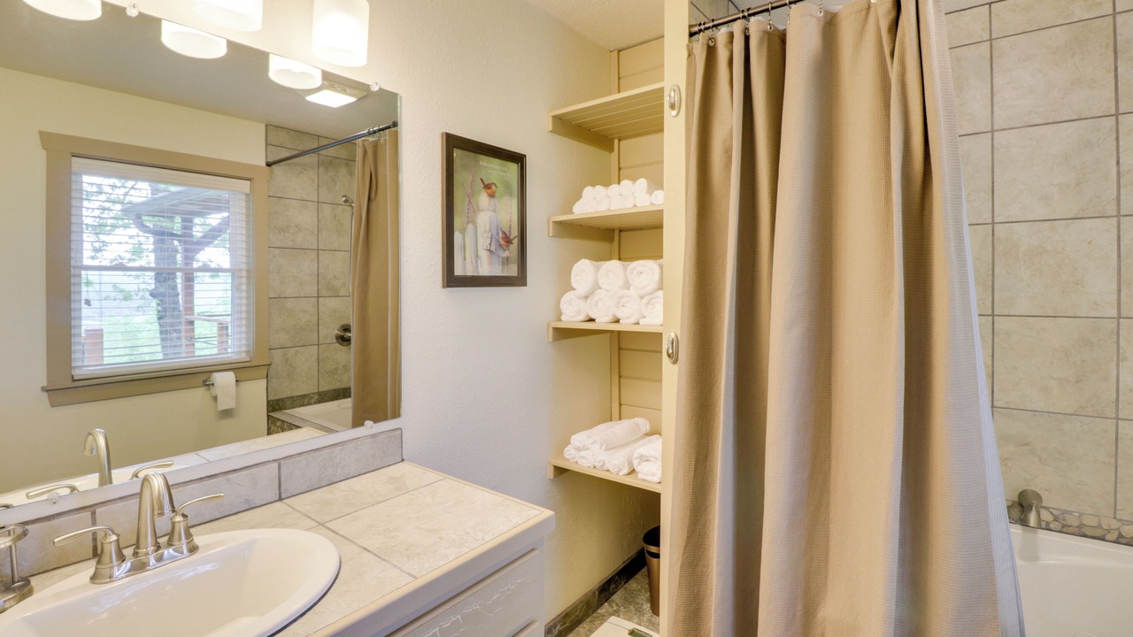 Photo of Bathroom in Mountain View