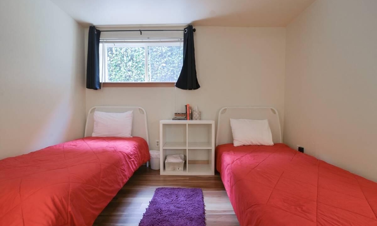 Photo of Bedroom in Squire Park