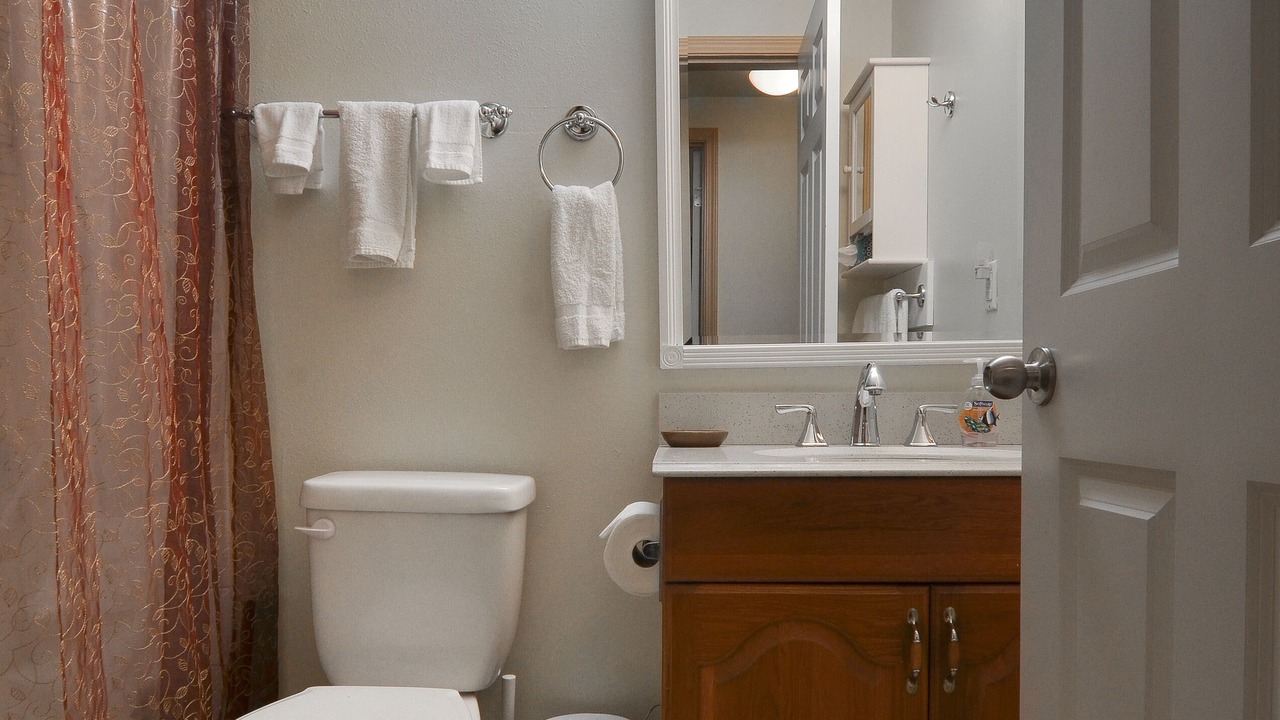 Photo of Bathroom in Squire Park