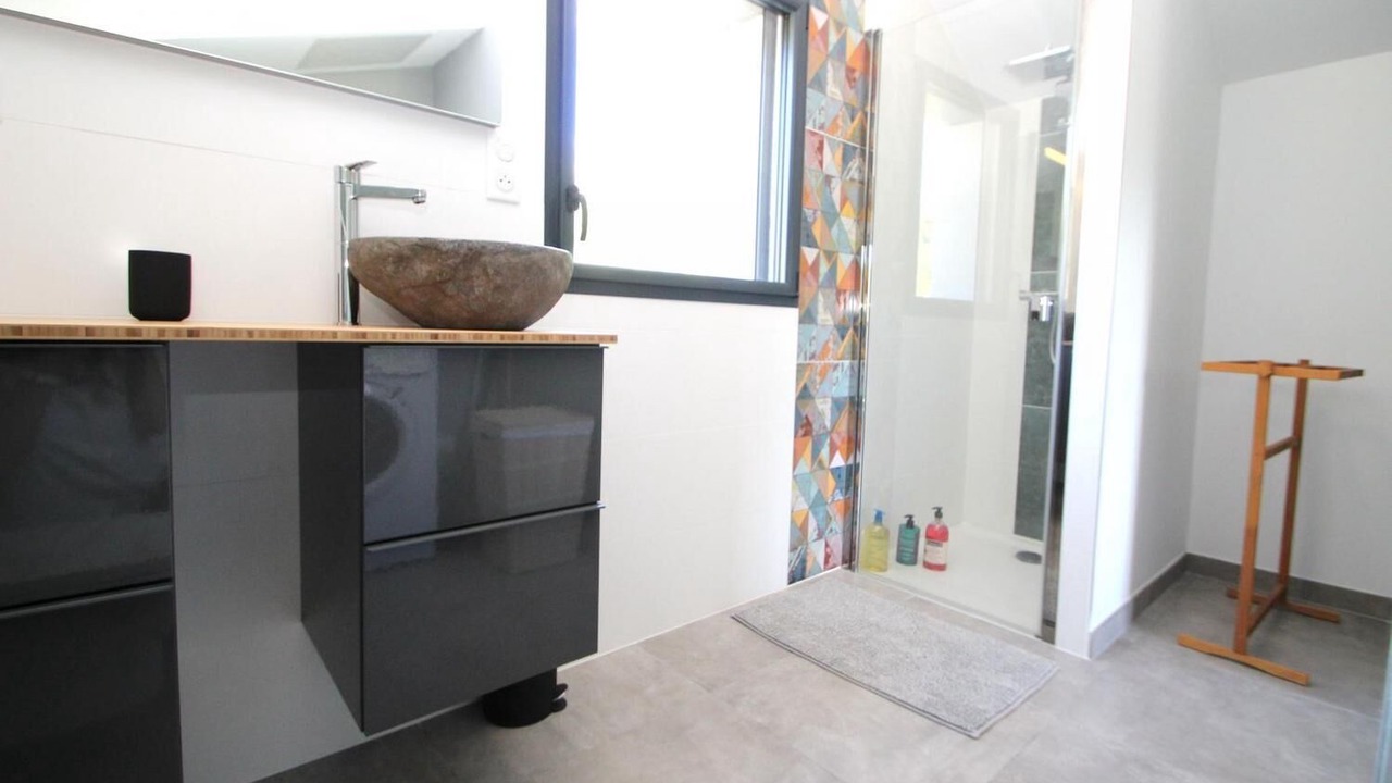 Photo of Bathroom in Chorges