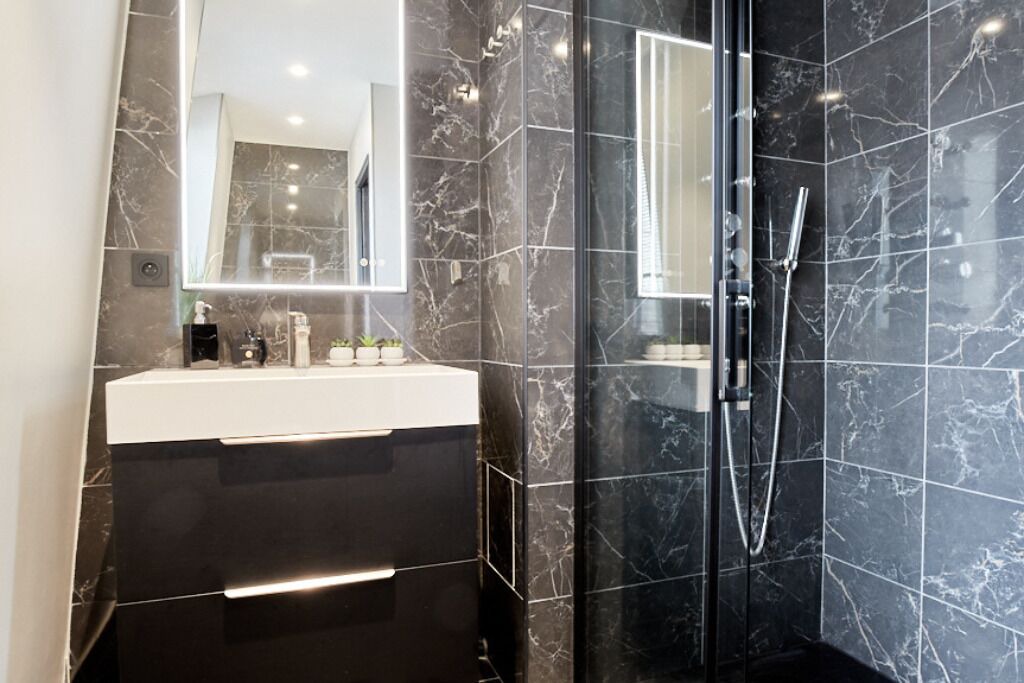 Photo of Bathroom in Centre Ville