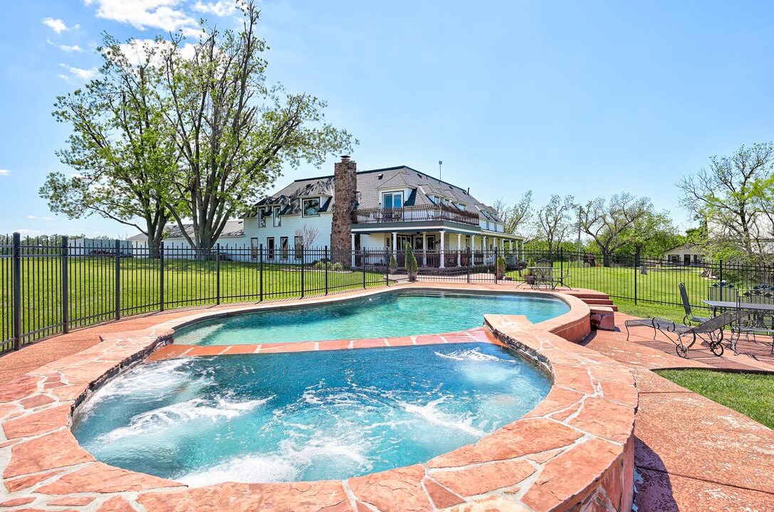 Photo of Outdoor in Edmond