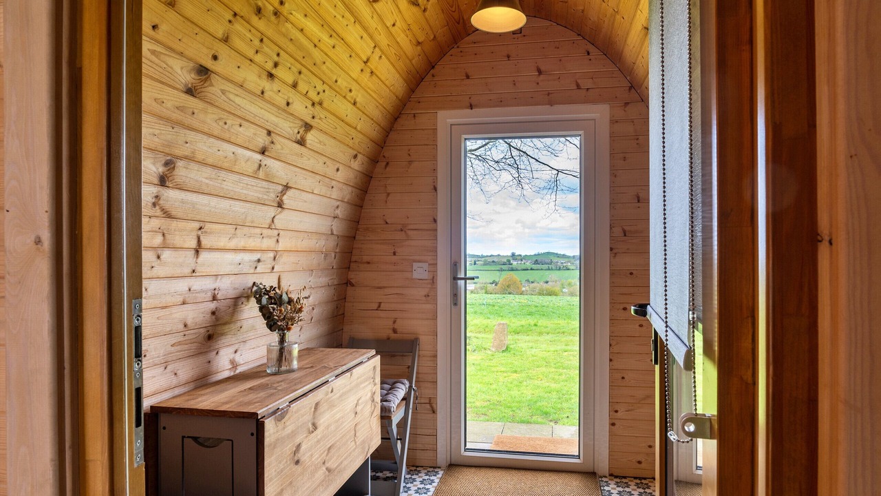 Photo of Others in Shoscombe