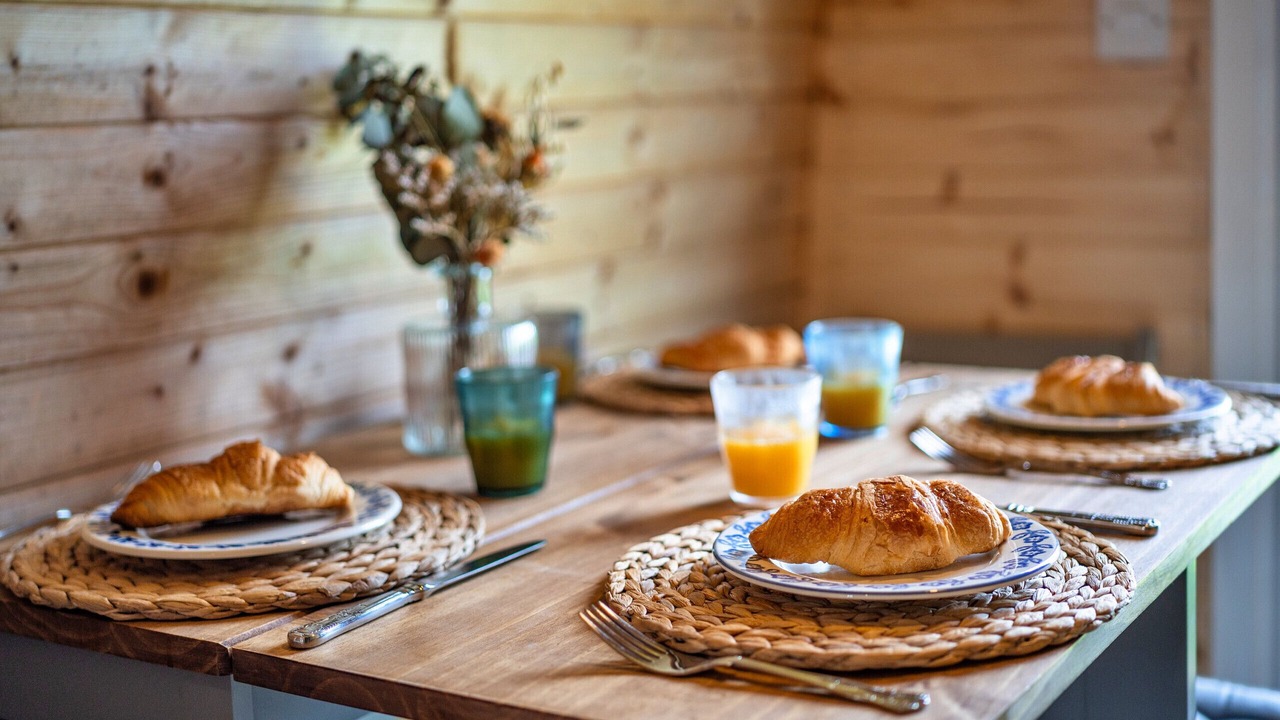 Photo of Others in Shoscombe