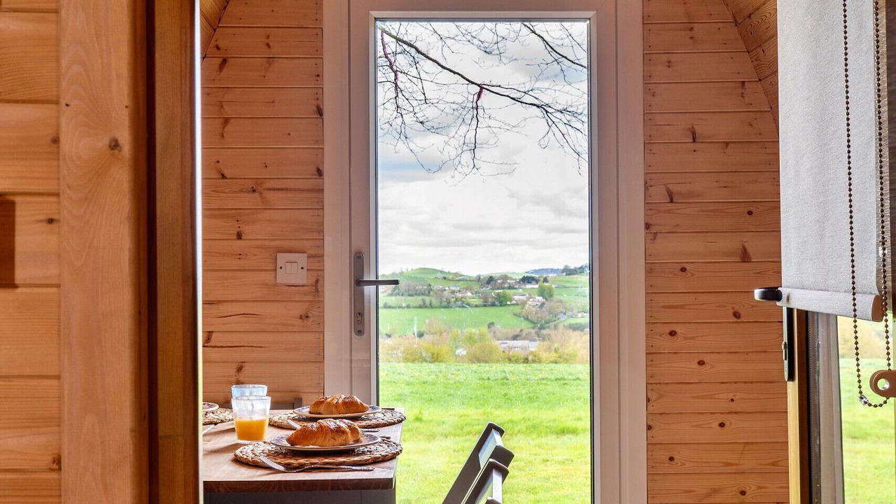 Photo of Others in Shoscombe