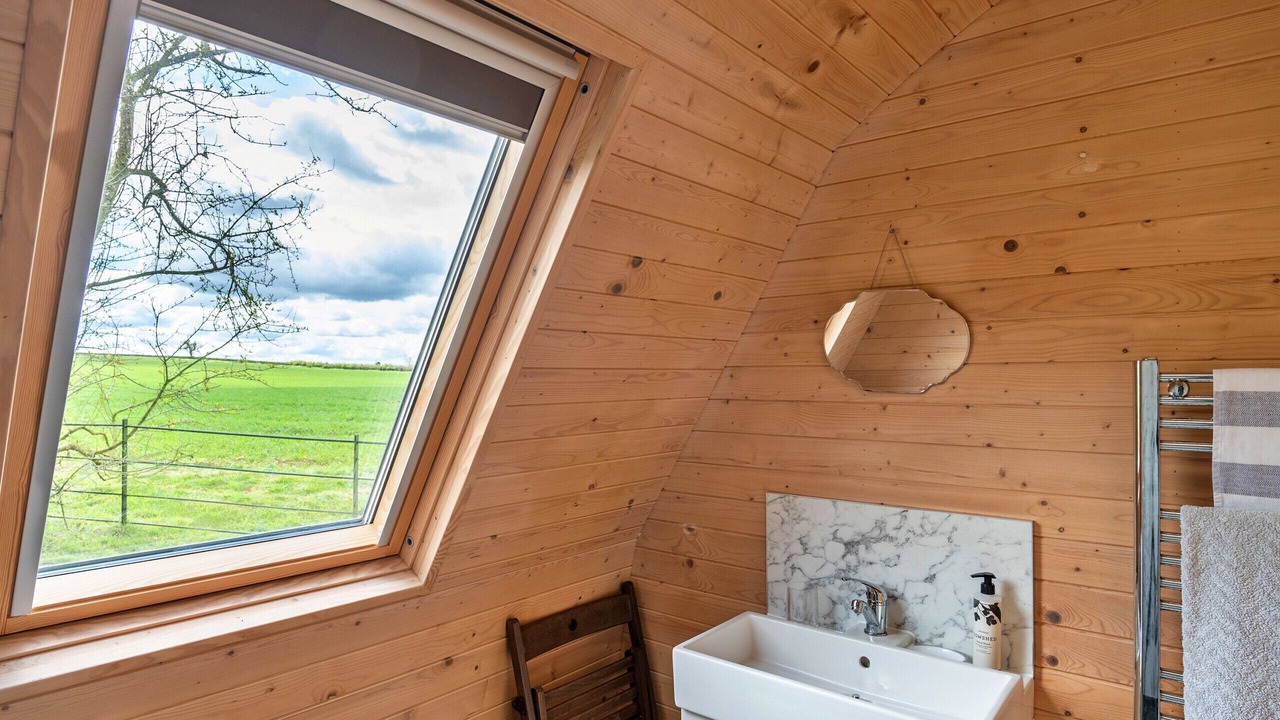 Photo of Bathroom in Shoscombe