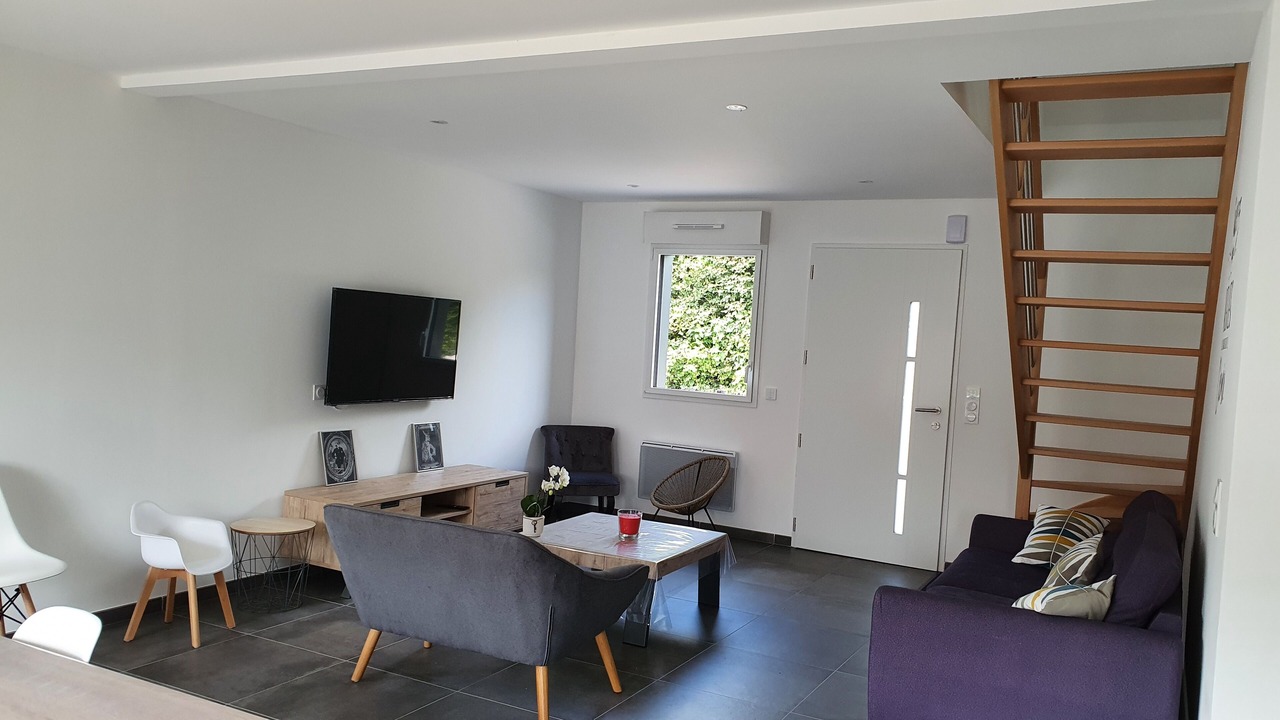 Photo of Livingroom in Carly