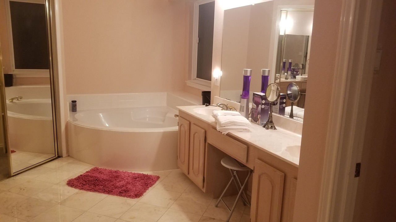 Photo of Bathroom in Carrollton